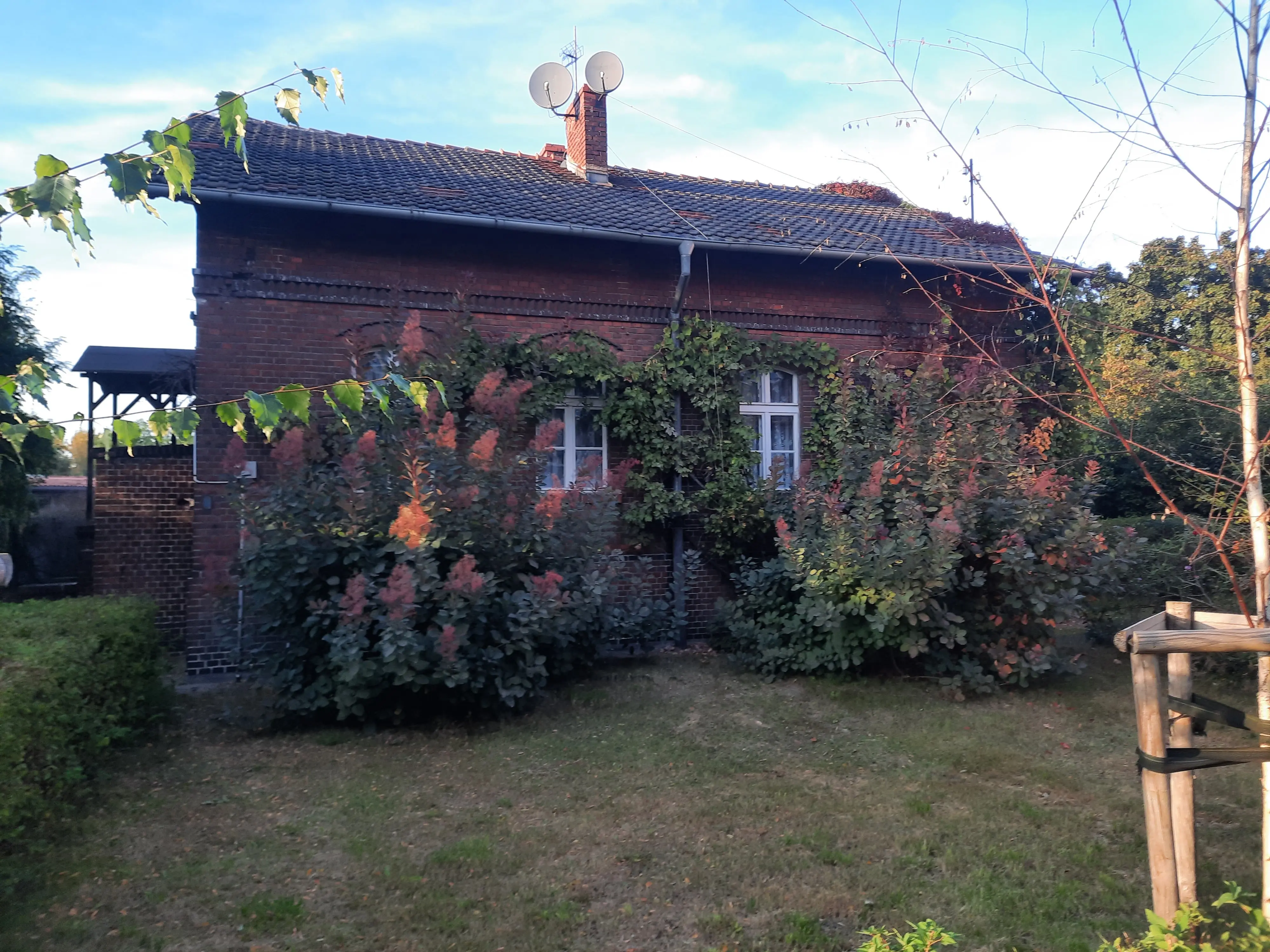 Rzetelne przeglądy budynków mieszkalnych i komercyjnych we Wrocławiu - pełna analiza techniczna.